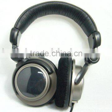 5.1 sound channel headphone foldable