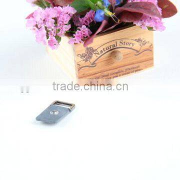 The Best Design Embossed Logo Metal Leather Labels / Metal Leather Patches photo-6