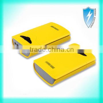 factory hot sale 5600mah rehargeable magnum power bank with torch