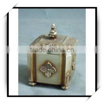 Square classical jewellery box