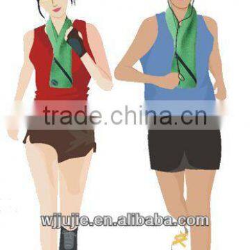 mic sports towel with pocket