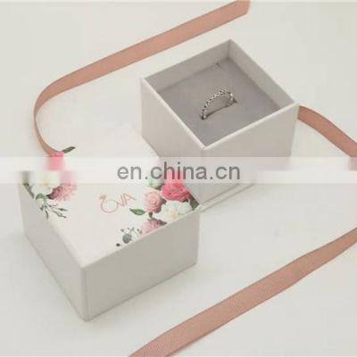 Custom Logo Kraft Paper Jewelry Box Paperboard jewelry box packaging paper