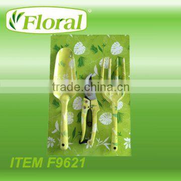 blister card packing for garden tool kit