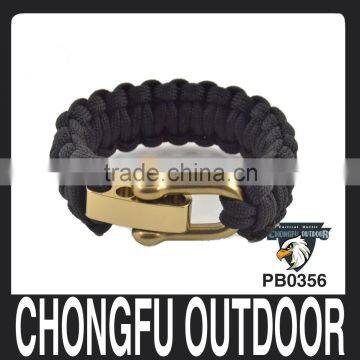 2016 hotsale christmas outdoor adjustable bracelet with gold shackle promotion