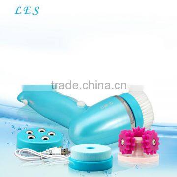 Rechargeable electronic face cleansing brush