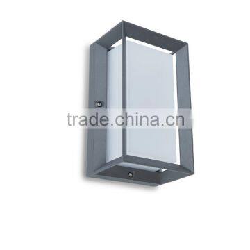 4021L wall & ceiling light