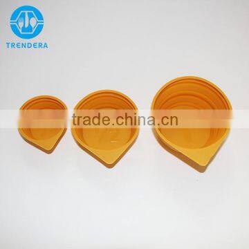 Different Sizes of Plastic Measuring Cup Set photo-4