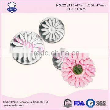 Small sizes sunflower fondant cake plunger cutter decorating tools