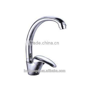 china Hot selling Higher quality brass single handle kitchen faucet