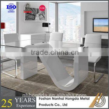 High glossy tempered glass dining table