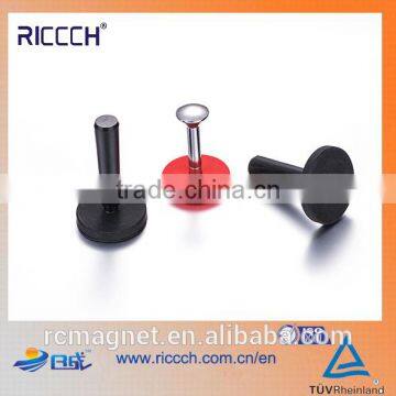 Strong Rubber Coated Flexible Magnet With Handle For Auto Decoratione photo-2