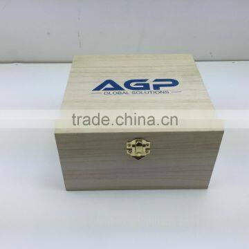 Eco-friendly Wooden Pine Essential Oil Box With Dividers photo-3