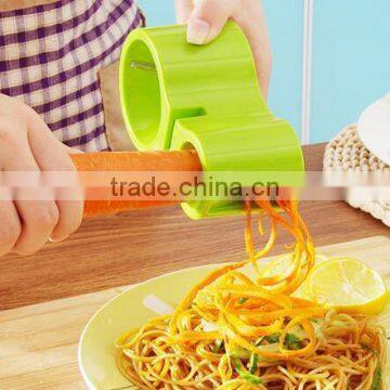 2016 New Design Plastic Rotary Cheese Grater Manual Vegetable Shredder Potato Grater Carrot Grater photo-2