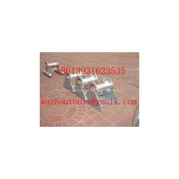 Edge/Corner Mount Manhole Lead In Cable Roller