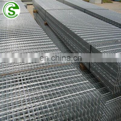 Wholesale drain floor grates serrated steel grating  to Singapore