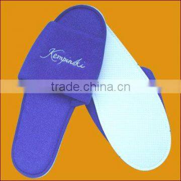 comfortable hotel slippers 68