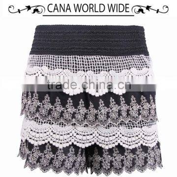 2015 good quality cheap price thin lace screen cloth shorts