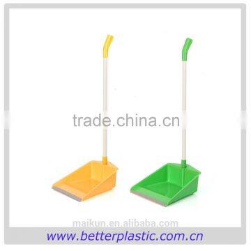 2483 high quality household cleaning printing plastic dustpan with long handle