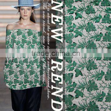 Plain Dyed Pattern And Polyester / Polyester Material Flower Embroidery Fabric