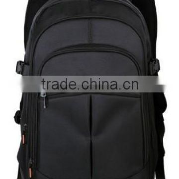 good laptop backpack with rain cover