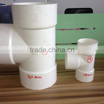 PVC INJECTION MOLDING MACHINE 360T FOR PVC PIPE FITTING photo-3