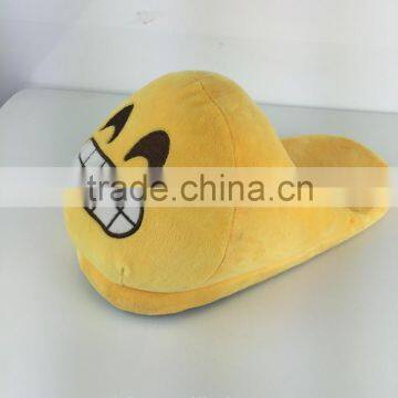 2015 Hot Selling Wholesale Plush Emoji Shoes photo-3