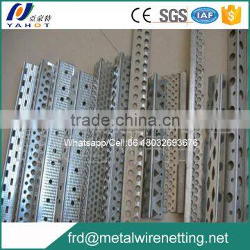 Angle mesh making machine for building