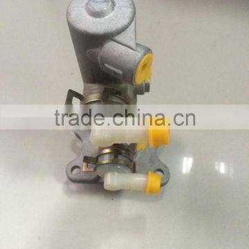 Brake Master Cylinder for Toyota Hiace OE 47201-26530 47201-26510 photo-5