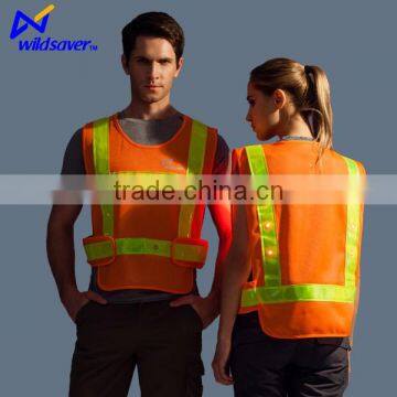 Traffic Police Reflective Mesh Safety Vest With LED Lights High Visibility Safety Vest photo-5
