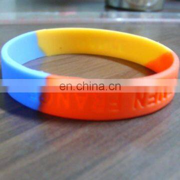 engraving silicone wristband