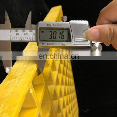 Heavy Duty FRP Mesh Grating Anti-slip Floor Grating photo-4