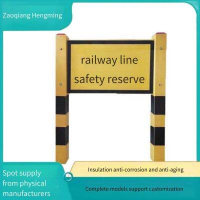 Персонализированное предупреждение о безопасности из стеклопластика. Пилон B для зоны охраны. Набор размером 600*1000*2200 мм