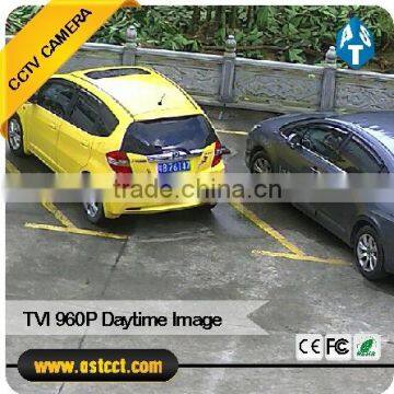 IP66 HD TVI 720P CVBS 960H Two Output 1.3MP CMOS Sensor IR 60M Bullet CCTV Camera With Optional Fixed Lens