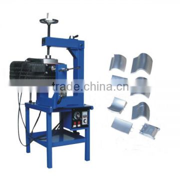 Used tire repairing vulcanizing machine