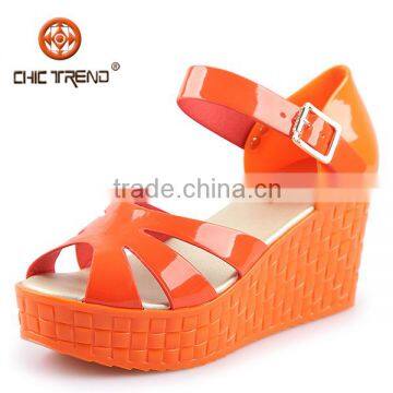 Newest design 2016 summer pvc upper jelly sandals dress shoes orange sandals from Chictrend melissa sandals