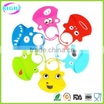 Silicone waterproof baby bibs