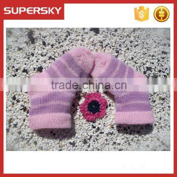 V-100 Unisex newborn stripe pretty anti-slip knitted crochet baby socks