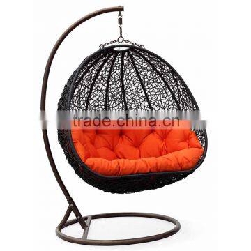 wholesale china manufacture outdoor garden cheap swing rattan hanging rattan egg chair