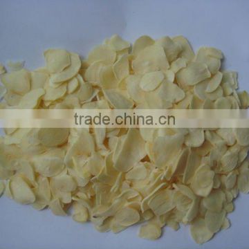 Spice quality dehydrated garlic flake competitive price good quality