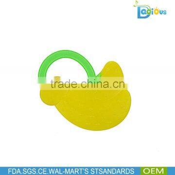 wholesale BPA free funny baby teether with lovely banana shape