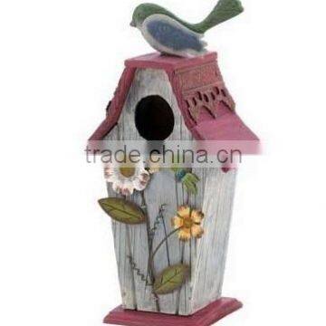 Decorative Garden Bird Feeder, Wooden Garden Bird Feeder With Sparrow on Top and Flower Design