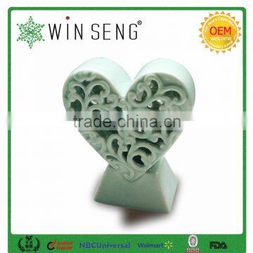 Ceramic Decor Crafts With Hearts Shaped for Valentines Gift photo-3