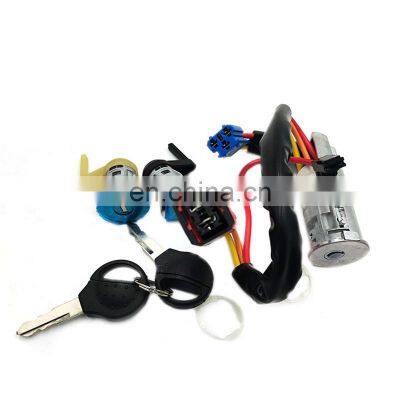 High Quality Auto Parts Ignition Door Lock Set for Peugeot 206