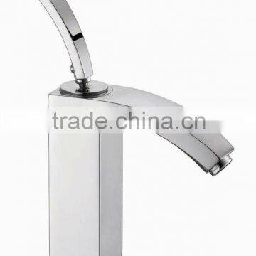 kitchen washing faucets