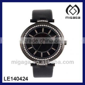 WOMEN'S BLACK RUBBER STRAP WATCH*ROUND DIAL ANALOG DISPLAY WATCH*ANALOG WATCH