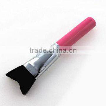 special angled make up brush