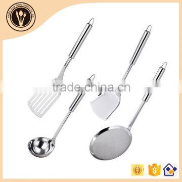 Stainless Steel Kitchen Utensil Long Handle Slotted Pancake shovel                        
                                                Quality Choice