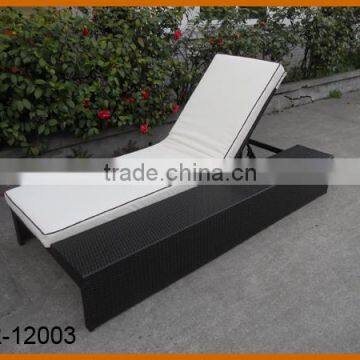 New Design Chaise Lounge Rattan