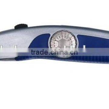 Safety Utility Knife w/Self-Retracting Round Point Blade