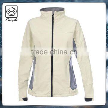 Outdoor apparel outfit jacket classical soft shell jacket for woman